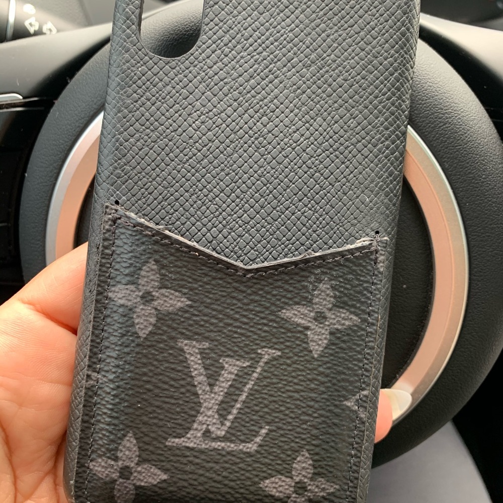 LV XS iPhone case. 3 months old.